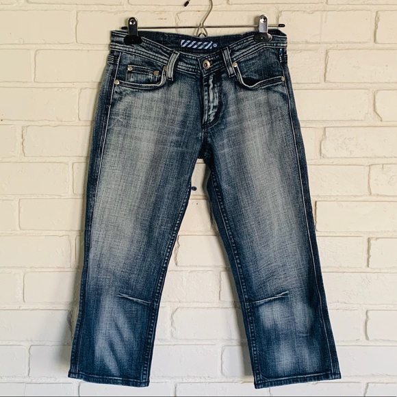 Vigoss Denim - Vigoss Jeans Crop Light Wash Denim Capri Pants